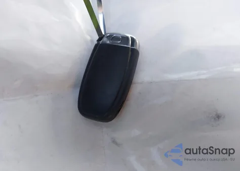 2011 Audi A5 2.0T Premium z USA, uszkodzony, nr VIN WAUCFAFR4BA071753